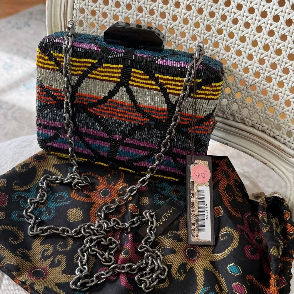 Maliparmi Multicolor Patterned Clutch